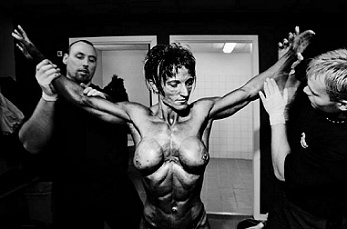 Mirror: bodybuildingfoto's tussen walging en fascinatie